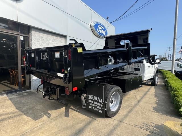 2025 Ford Super Duty F-600 DRW XL