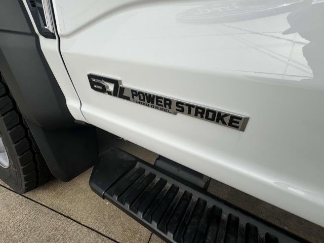 2025 Ford Super Duty F-600 DRW XL
