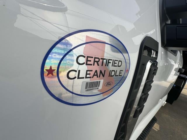 2025 Ford Super Duty F-600 DRW XL