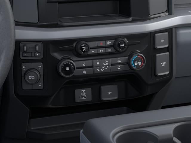 2026 Ford Super Duty F-350 DRW XL