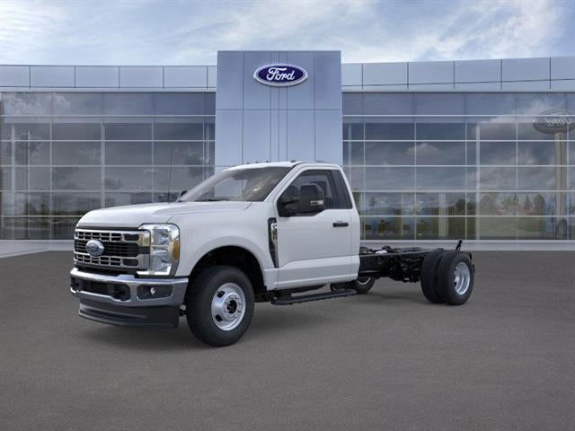 2026 Ford Super Duty F-350 DRW XL