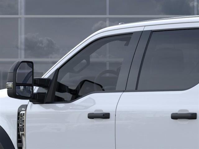 2026 Ford Super Duty F-550 DRW XL