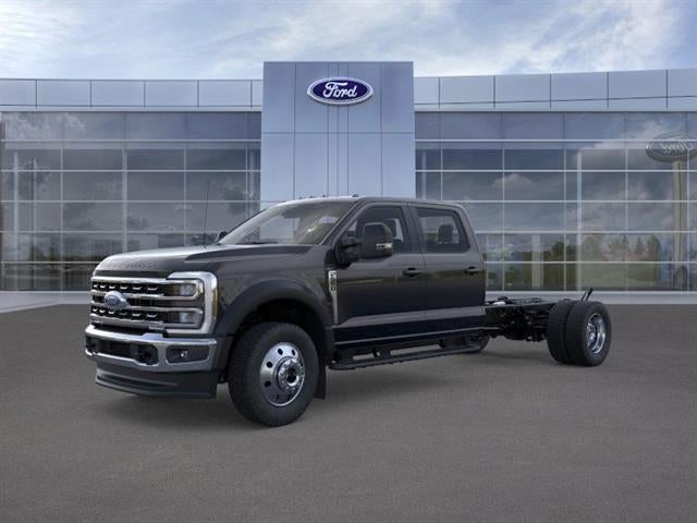 2026 Ford Super Duty F-550 DRW LARIAT