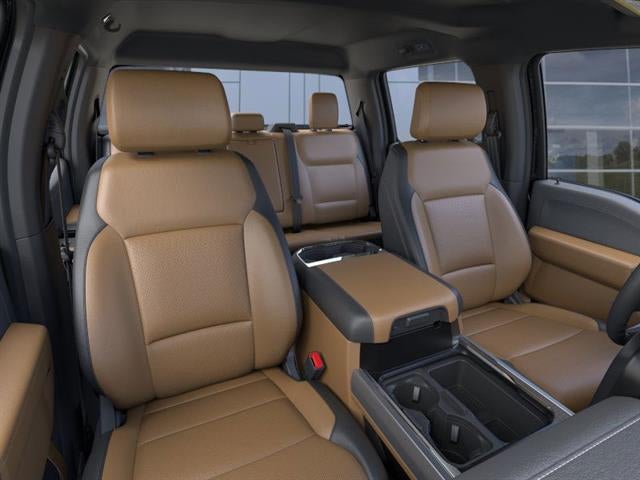 2026 Ford Super Duty F-550 DRW LARIAT