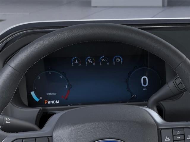 2026 Ford Super Duty F-550 DRW LARIAT