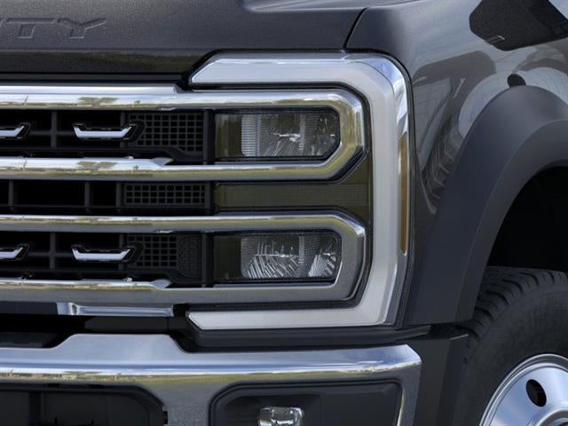 2026 Ford Super Duty F-550 DRW LARIAT