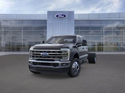 2026 Ford Super Duty F-550 DRW LARIAT