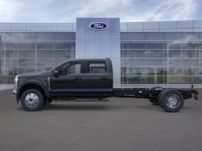 2026 Ford Super Duty F-550 DRW LARIAT