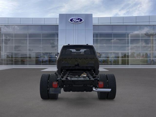 2026 Ford Super Duty F-550 DRW LARIAT