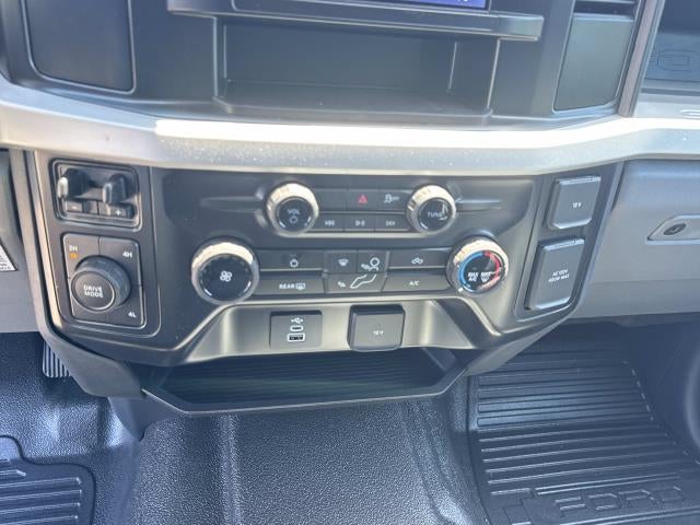 2026 Ford Super Duty F-550 DRW 4WD CREW