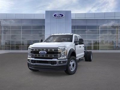 2026 Ford Super Duty F-550 DRW 4WD CREW