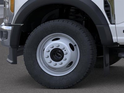 2026 Ford Super Duty F-550 DRW 4WD CREW