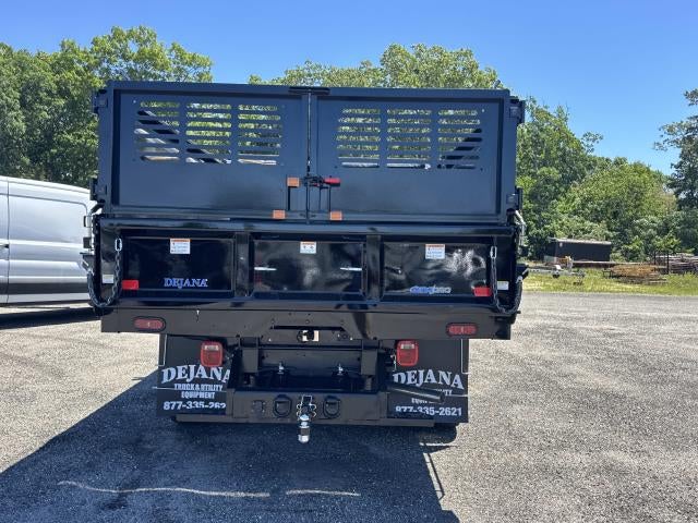 2026 Ford Super Duty F-550 DRW 4WD CREW