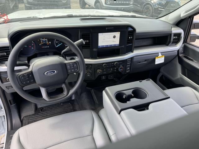 2026 Ford Super Duty F-550 DRW XL