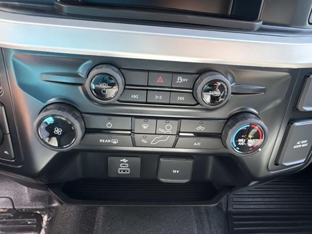 2026 Ford Super Duty F-550 DRW SuperCab w/ 11ft Mason Dump