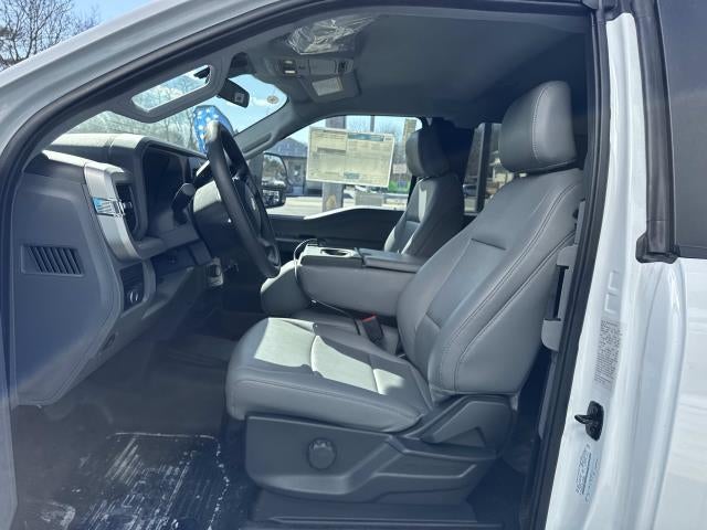 2026 Ford Super Duty F-550 DRW SuperCab w/ 11ft Mason Dump