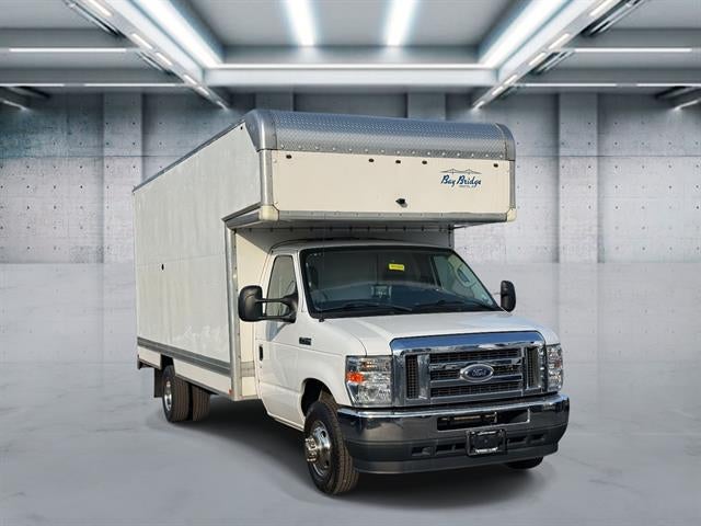 2022 Ford E-Series Cutaway E-450 SD