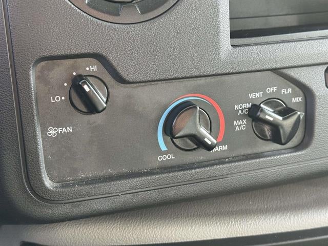 2022 Ford E-Series Cutaway E-450 SD