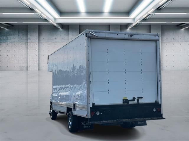 2022 Ford E-Series Cutaway E-450 SD