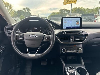 2022 Ford Escape SE