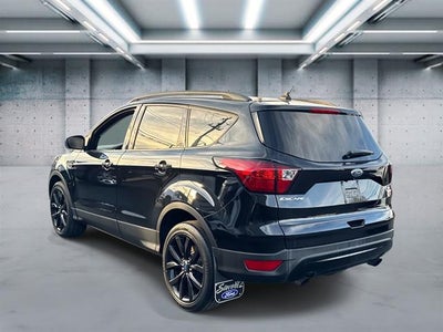 2019 Ford Escape AWD SE 4dr SUV