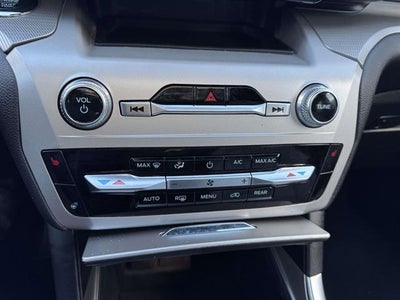 2021 Ford Explorer AWD XLT 4dr SUV