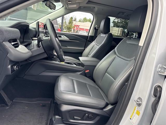 2025 Ford Explorer AWD Active 4dr SUV