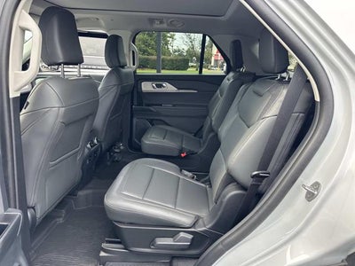 2025 Ford Explorer AWD Active 4dr SUV