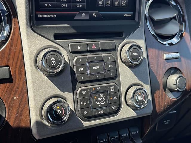 2015 Ford Super Duty F-250 SRW Lariat