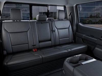 2027 Ford Super Duty F-350 SRW LARIAT