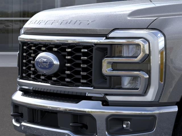 2026 Ford Super Duty F-350 DRW LARIAT
