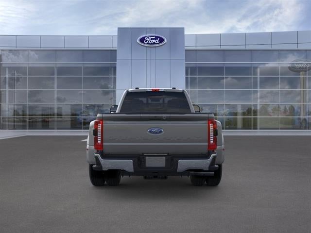 2026 Ford Super Duty F-350 DRW LARIAT