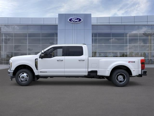 2026 Ford Super Duty F-350 DRW LARIAT
