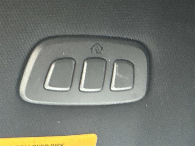 2022 Ford Super Duty F-450 DRW Lariat