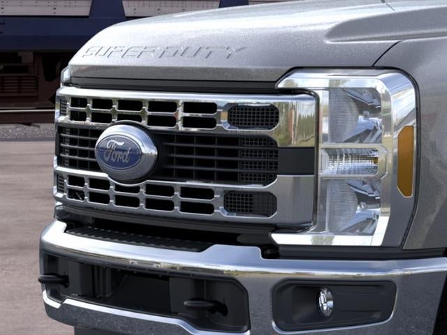 2026 Ford Super Duty F-350 SRW XLT