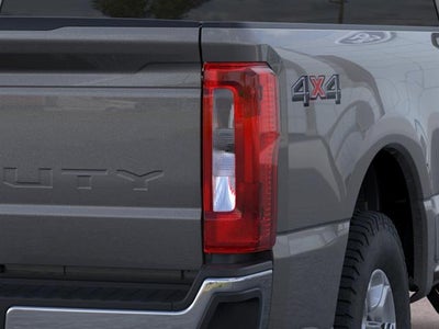 2026 Ford Super Duty F-350 SRW XLT
