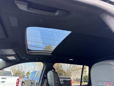 2024 GMC Acadia AT4