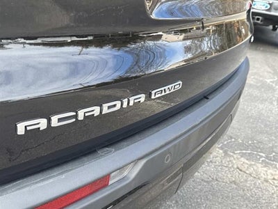 2024 GMC Acadia AT4