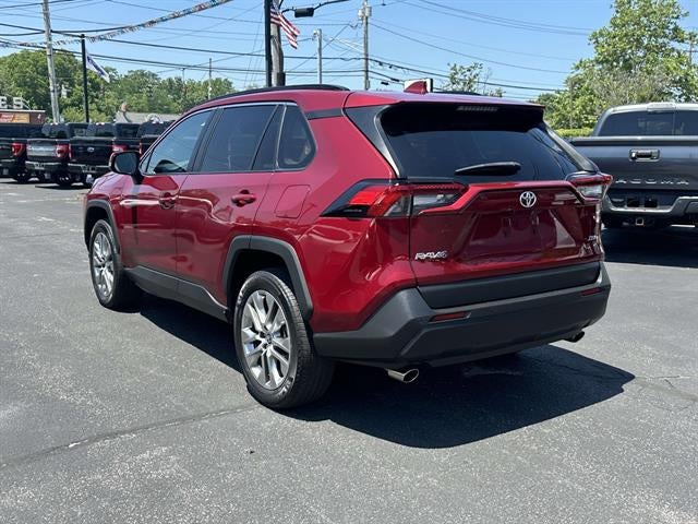 2022 Toyota RAV4 XLE Premium