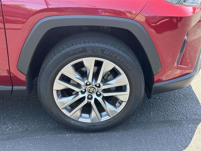 2022 Toyota RAV4 XLE Premium