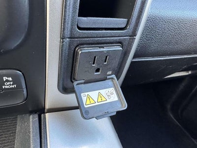 2018 RAM 1500 4x4 Big Horn 4dr Crew Cab 5.5 ft. SB Pickup