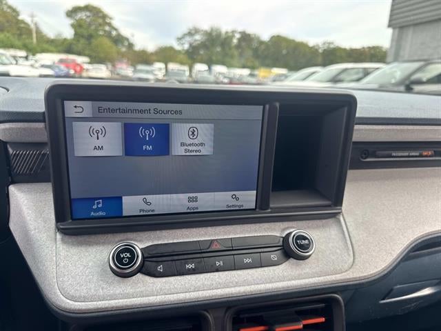 2022 Ford Maverick XL