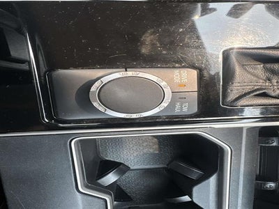2022 Toyota Tundra 2WD SR5