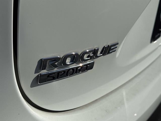 2022 Nissan Rogue Sport S