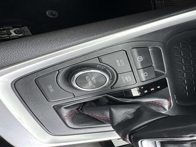2024 Toyota RAV4 Prime SE