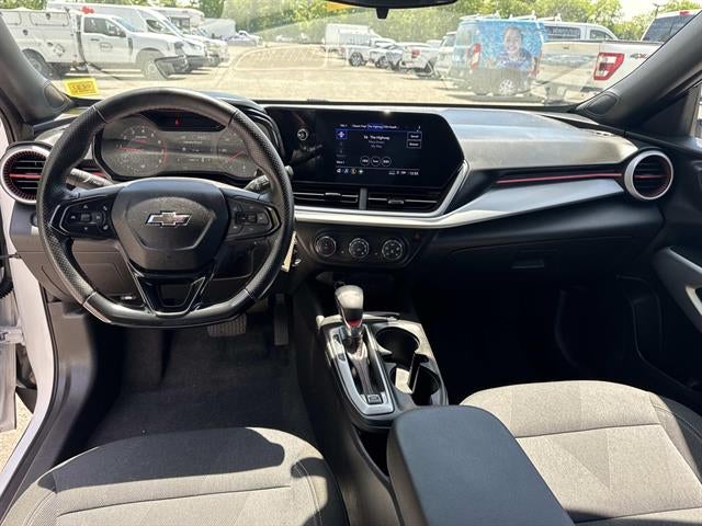 2024 Chevrolet Trax RS
