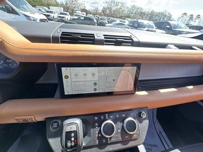 2024 Land Rover Defender 110 P400 X-Dynamic SE