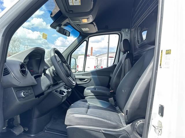 2022 Mercedes-Benz Sprinter Cargo Van 2500
