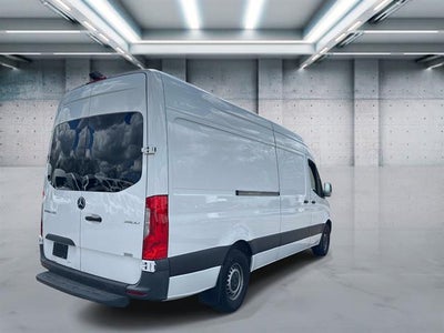 2022 Mercedes-Benz Sprinter Cargo Van 2500