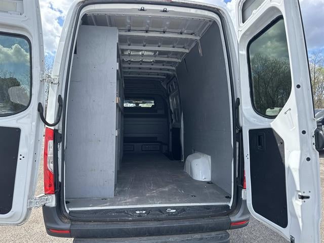 2022 Mercedes-Benz Sprinter Cargo Van 2500